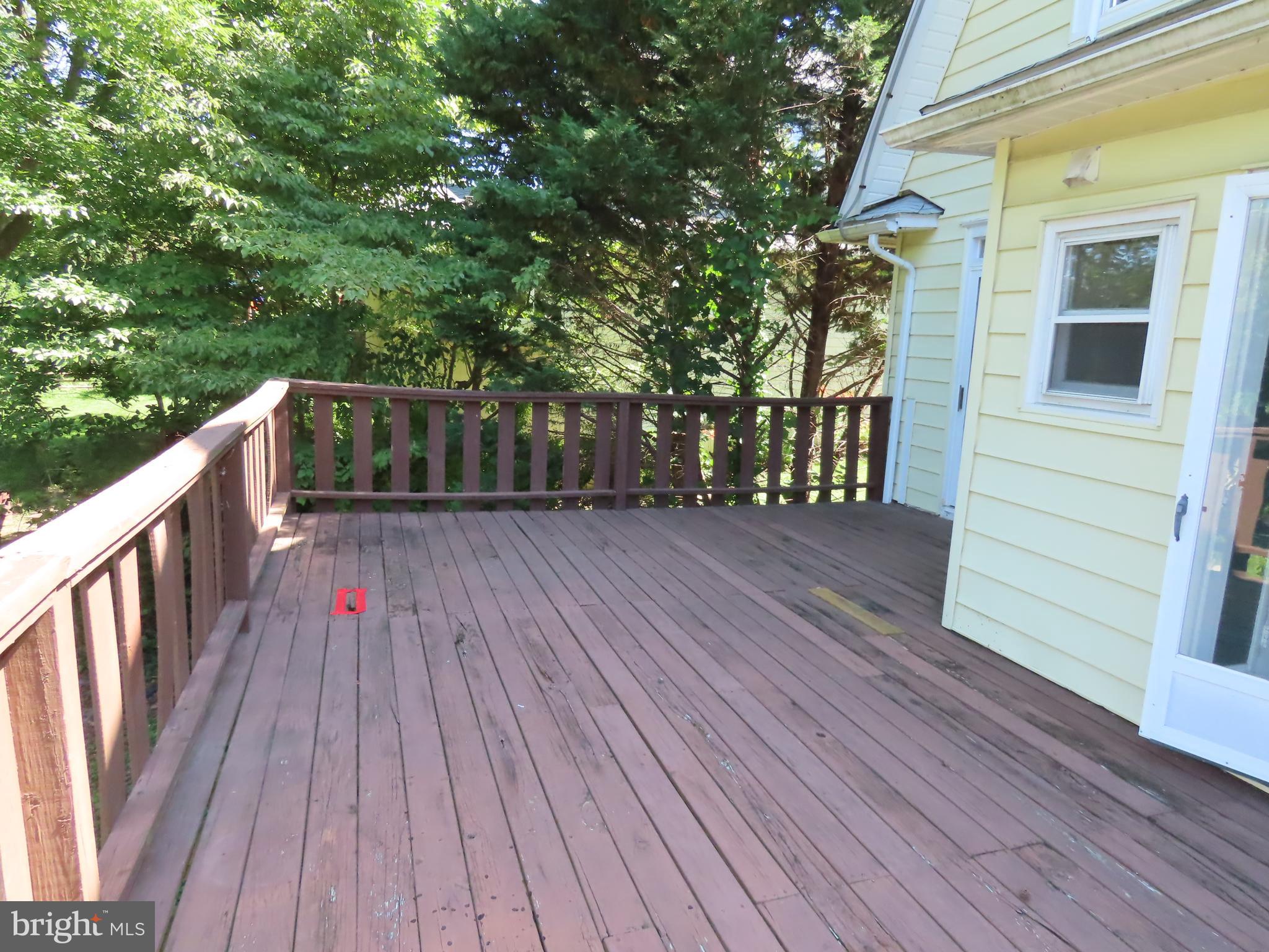307 Marsh Road Wilmington, DE 19809 - Photo 10 of 15 Deck