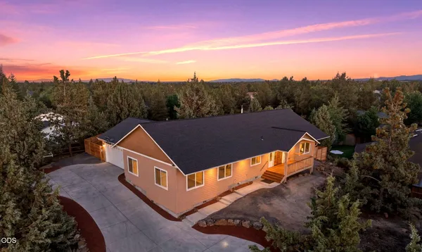$999,900 | 20825 Rorick Drive, Bend, OR 97701