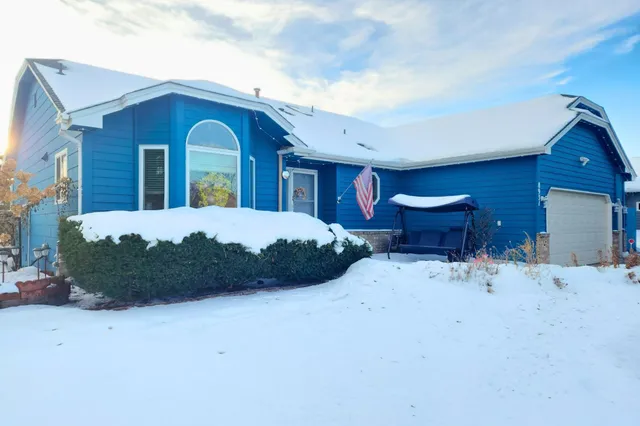 $480,000 | 8931 Prestwick Parkway, Brooklyn Park, MN 55443