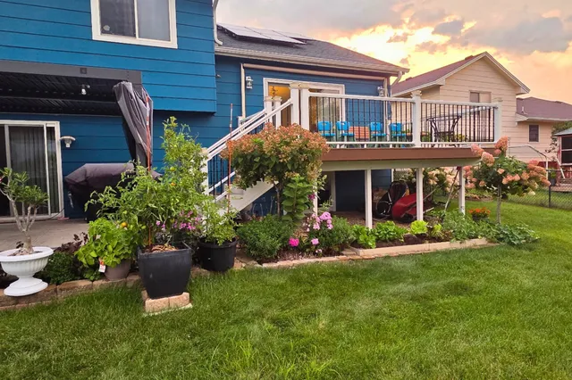 $480,000 | 8931 Prestwick Parkway, Brooklyn Park, MN 55443