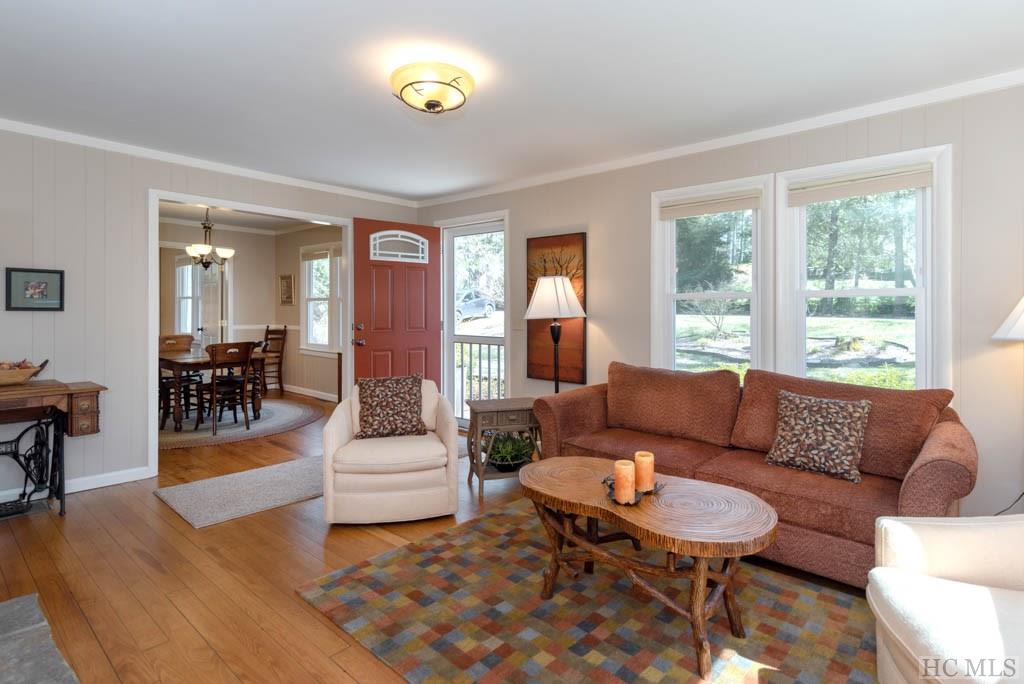1533 Flat Mountain Road Highlands, NC 28741 - Photo 5 of 37 Gallery Image 5