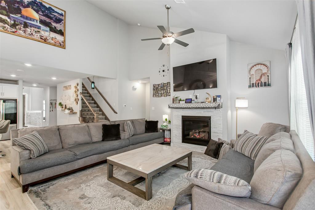 2437 Pinnacle Place Corinth, TX 76210 - Photo 16 of 40