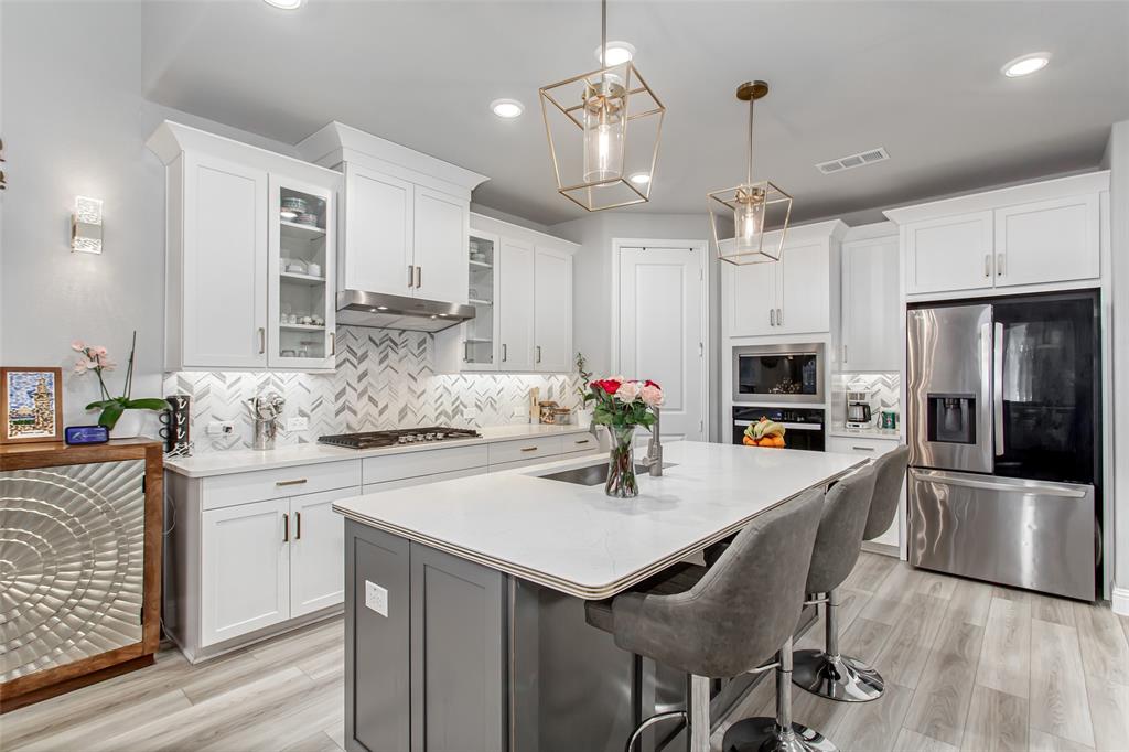 2437 Pinnacle Place Corinth, TX 76210 - Photo 8 of 40