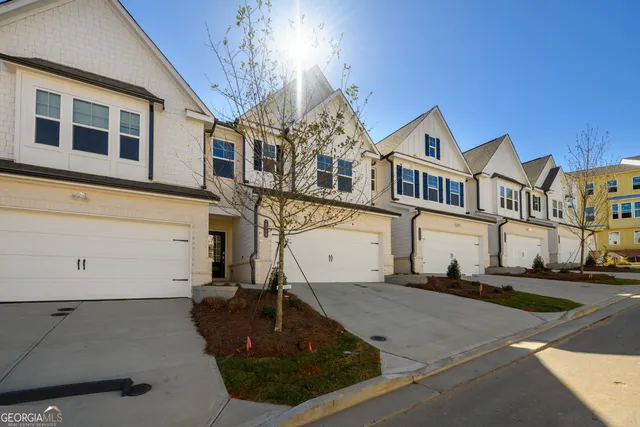 $2,650 | 2559 Adventure Way, Atlanta, GA 30360