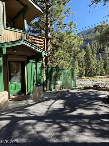 $900,000 | 310 Echo Lane, Las Vegas, NV 89124