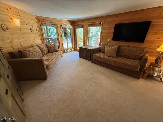 $900,000 | 310 Echo Lane, Las Vegas, NV 89124