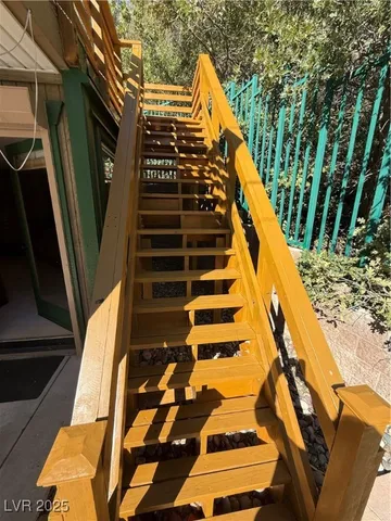 $900,000 | 310 Echo Lane, Las Vegas, NV 89124