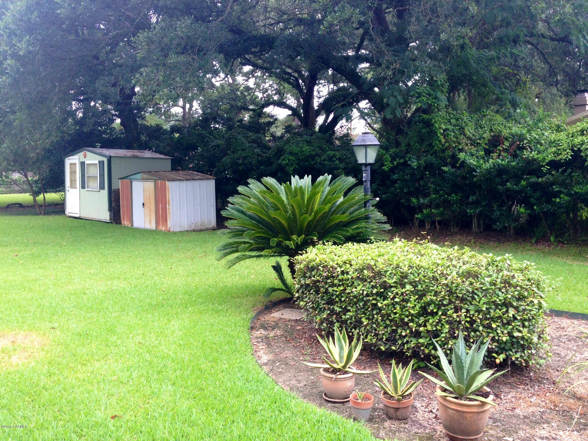 318 River Road Lafayette, LA 70501 - Photo 7 of 24 5 (1)