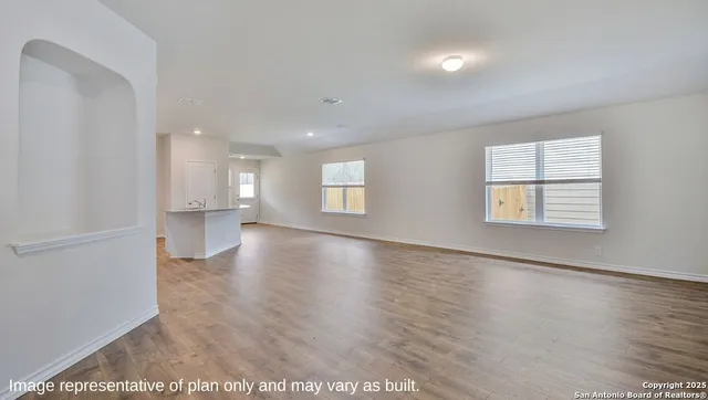 $384,500 | 162 Double L Drive, Comfort, TX 78013