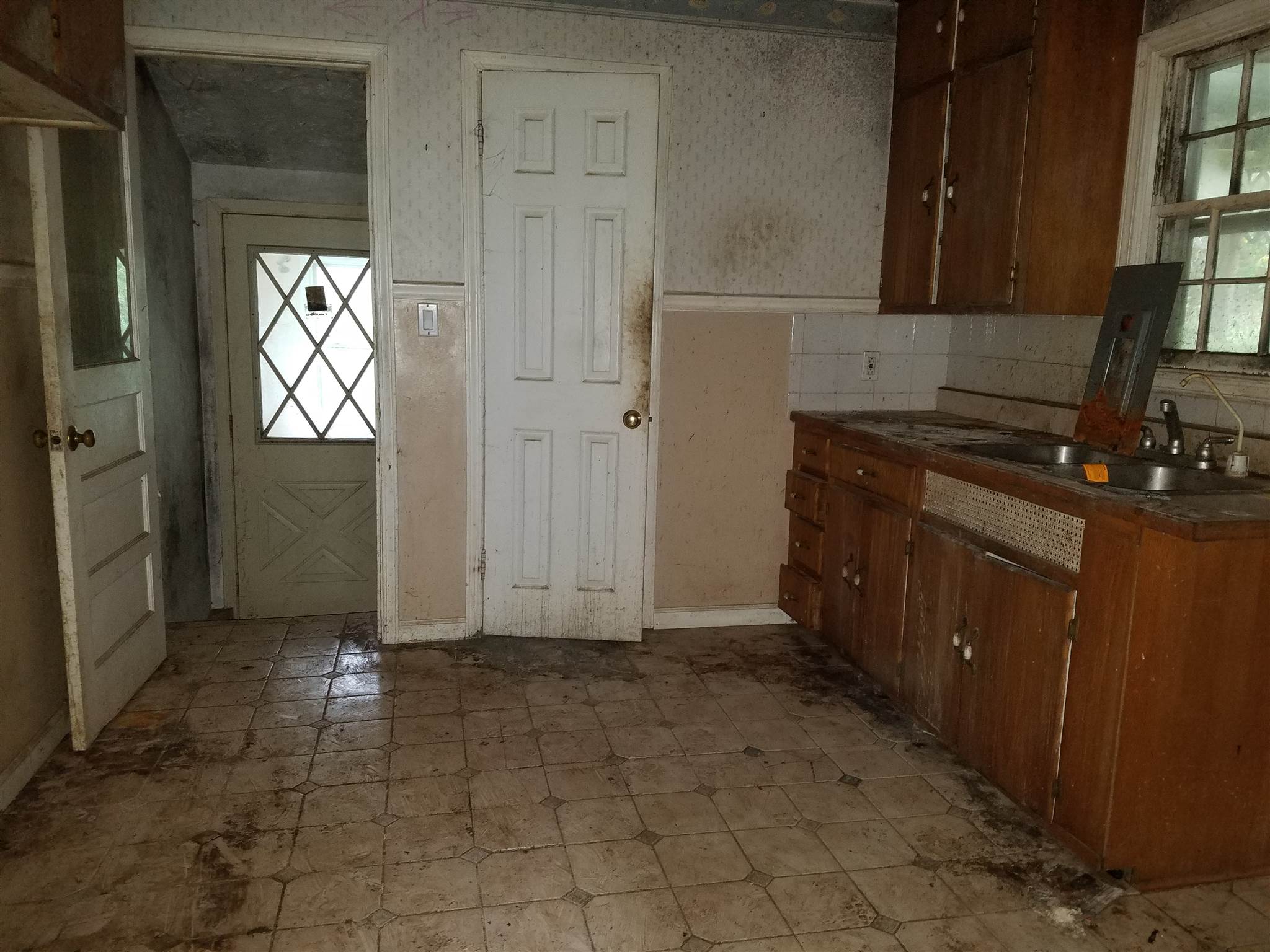 59180 Magnolia Road South Bend, IN 46614 - Photo 6 of 15 Gallery Image 6