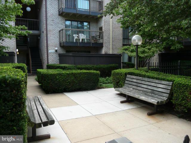 10024 Stedwick Road, Unit 303 Gaithersburg, MD 20886 - Photo 22 of 23 Exterior (General)