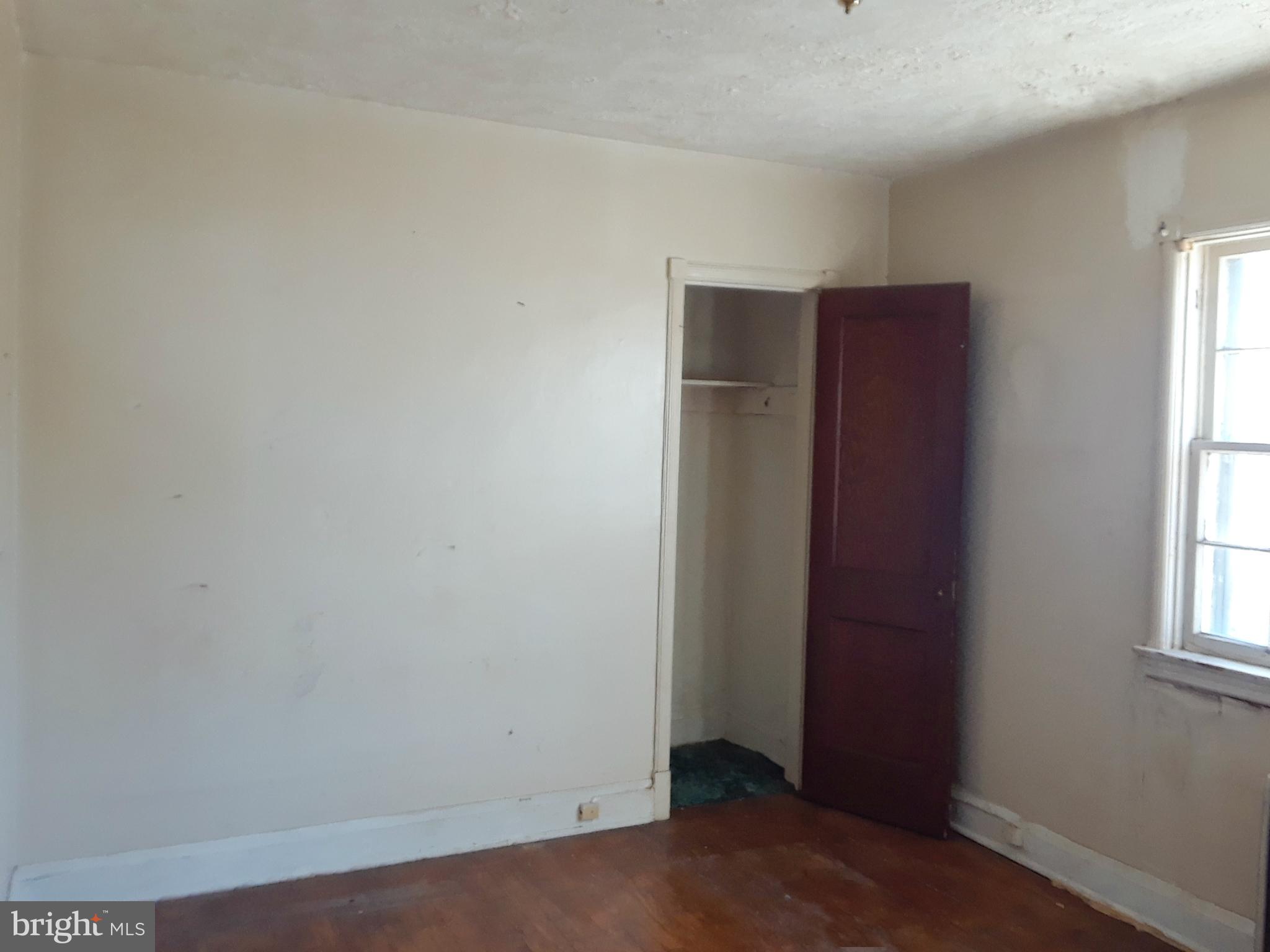 3719 Colborne Road Baltimore, MD 21229 - Photo 9 of 11 Bedroom