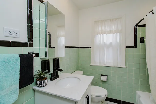 $649,000 | 6544 West Devon Avenue, Chicago, IL 60631