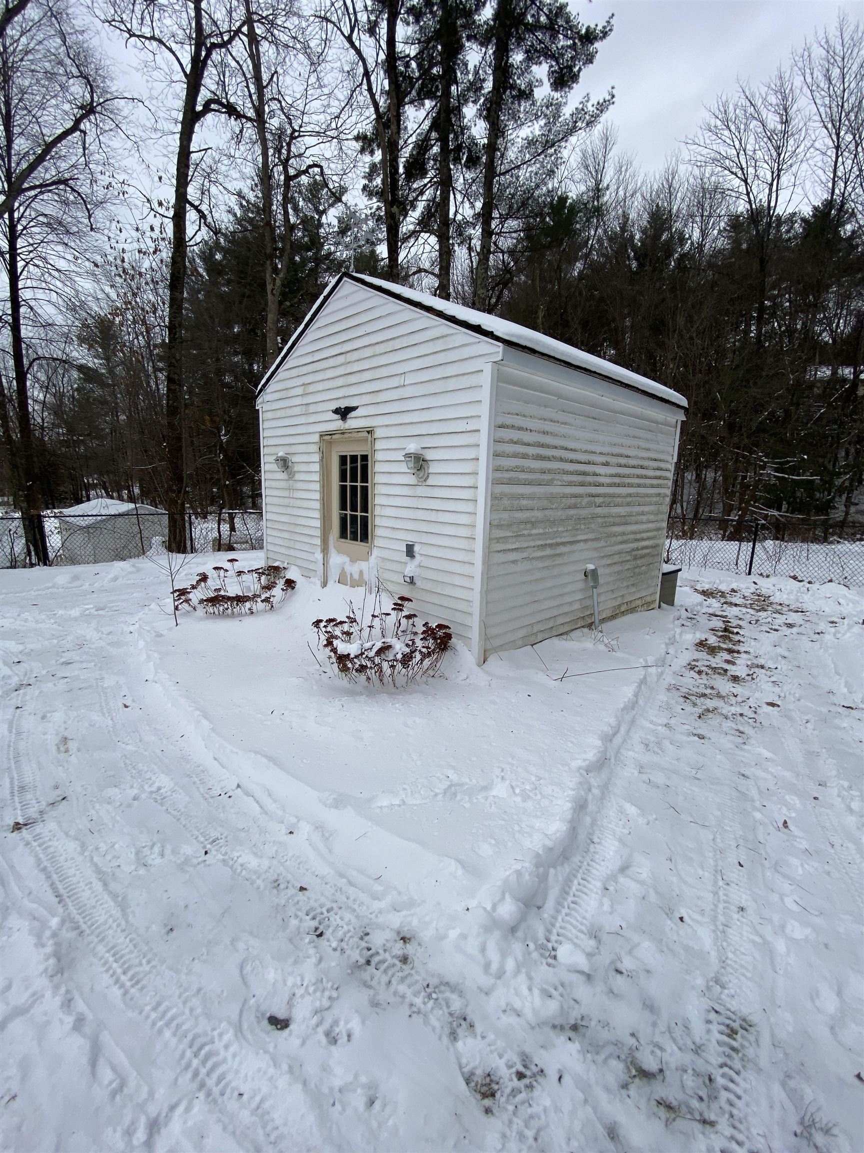 89 Gulf Road Derry, NH 03038 - Photo 14 of 16