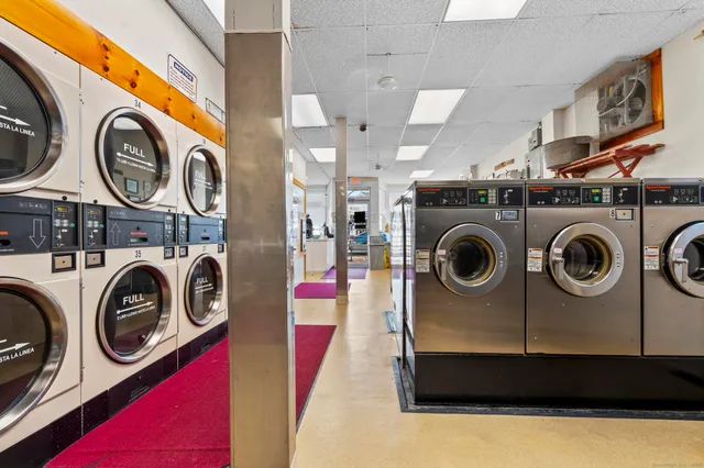 $1,700,000 | 168 Main Street, Deep River, CT 06417