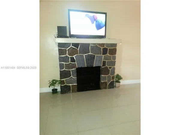 $799,900 | 321 Northwest 13th Avenue, Miami, FL 33125