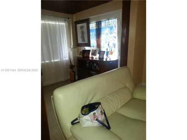 $799,900 | 321 Northwest 13th Avenue, Miami, FL 33125