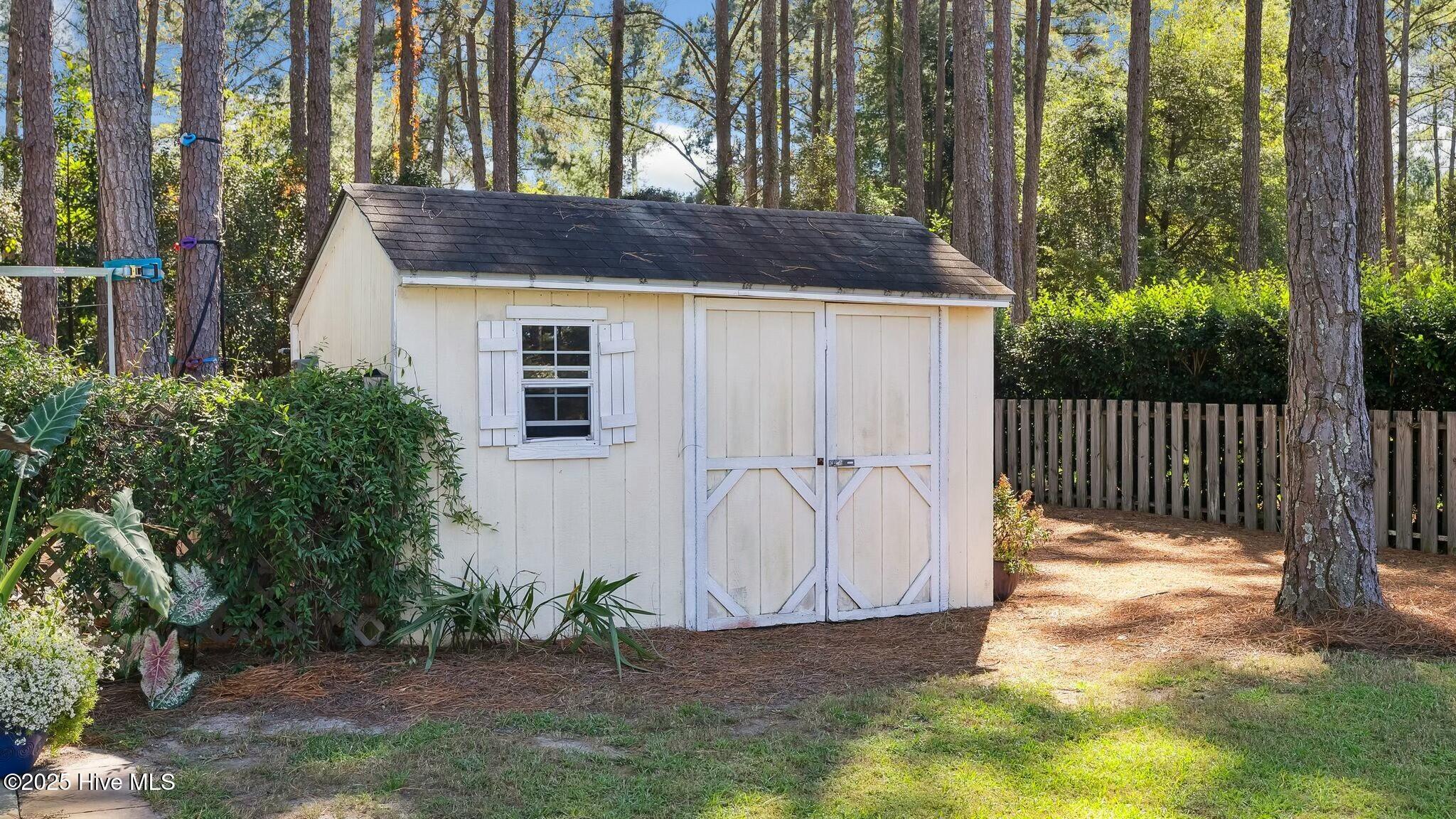 1215 Rays Bridge Road Whispering Pines, NC 28327 - Photo 46 of 54 tempImageXqUHBO