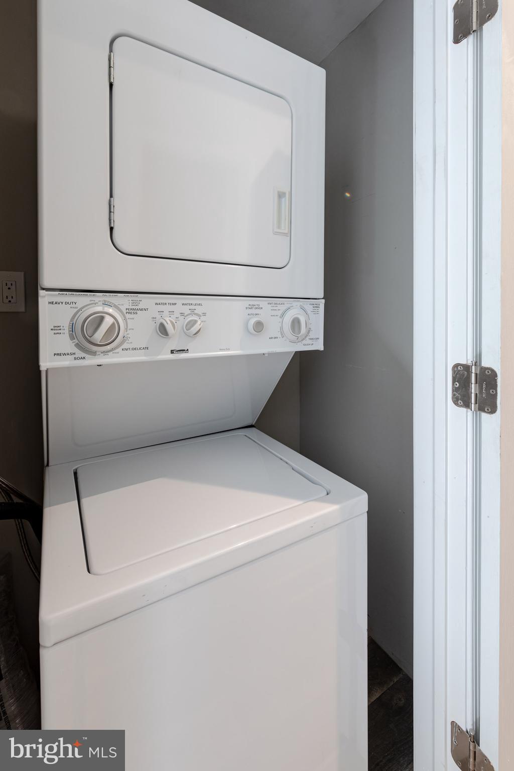 2016 16th Street Southeast Washington, DC 20020 - Photo 17 of 18 Laundry