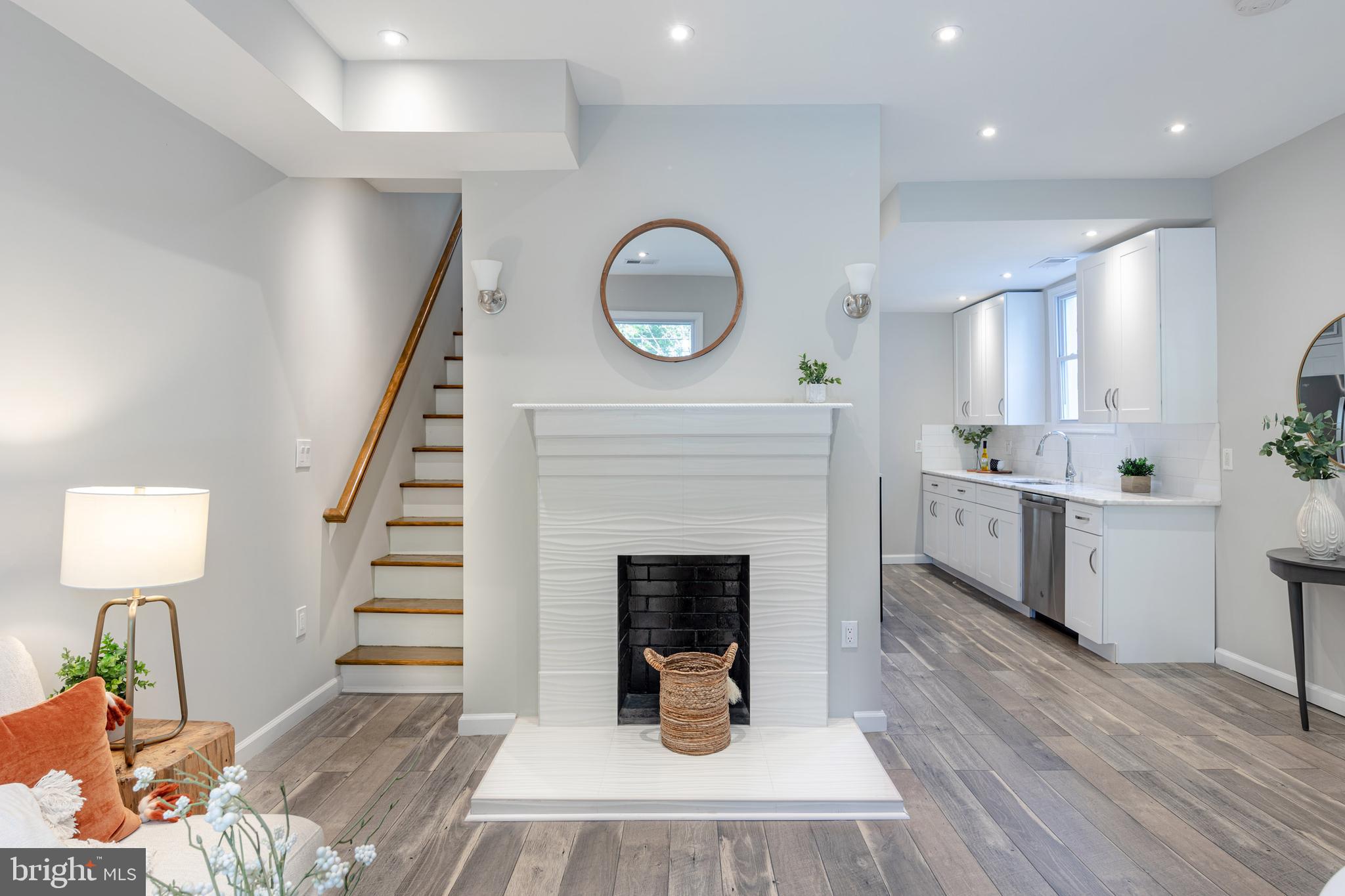 2016 16th Street Southeast Washington, DC 20020 - Photo 4 of 18 Living Room