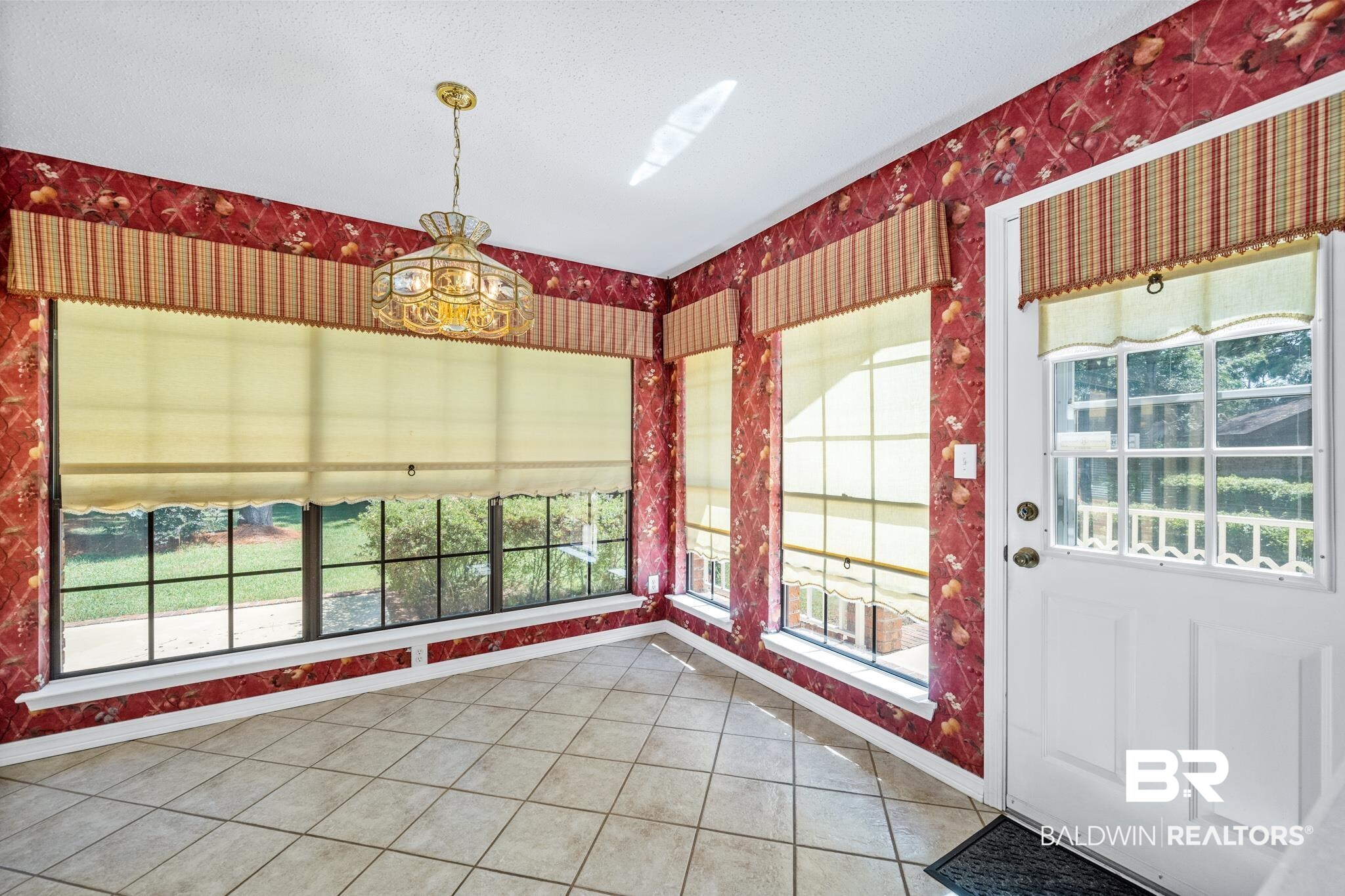 111 Dewitt Loop Daphne, AL 36526 - Photo 9 of 23 Breakfast Room