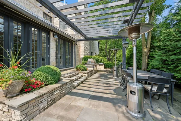 a view of a garden with pathway