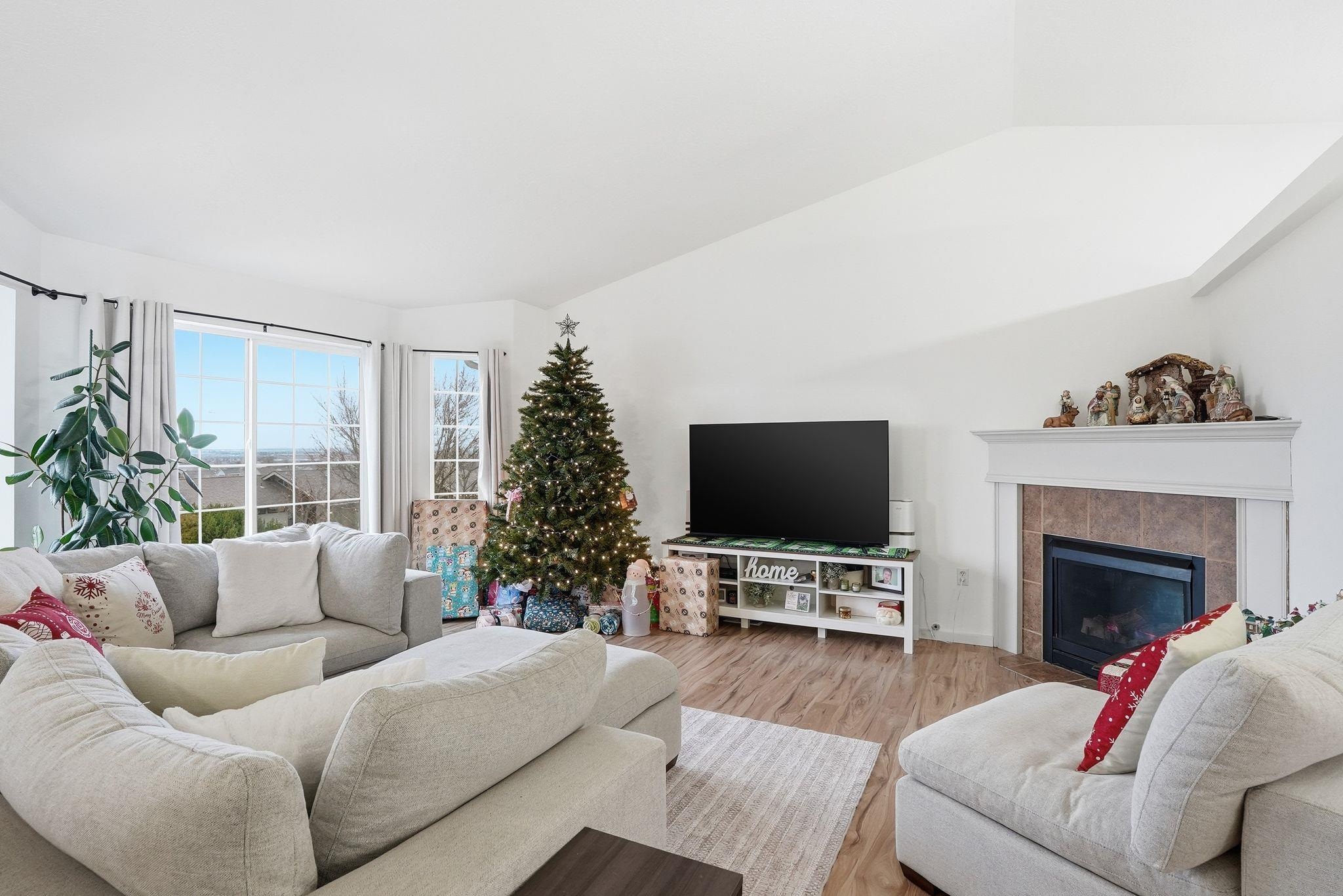 8015 South W Terrace Drive Cheney, WA 99004 - Photo 3 of 29