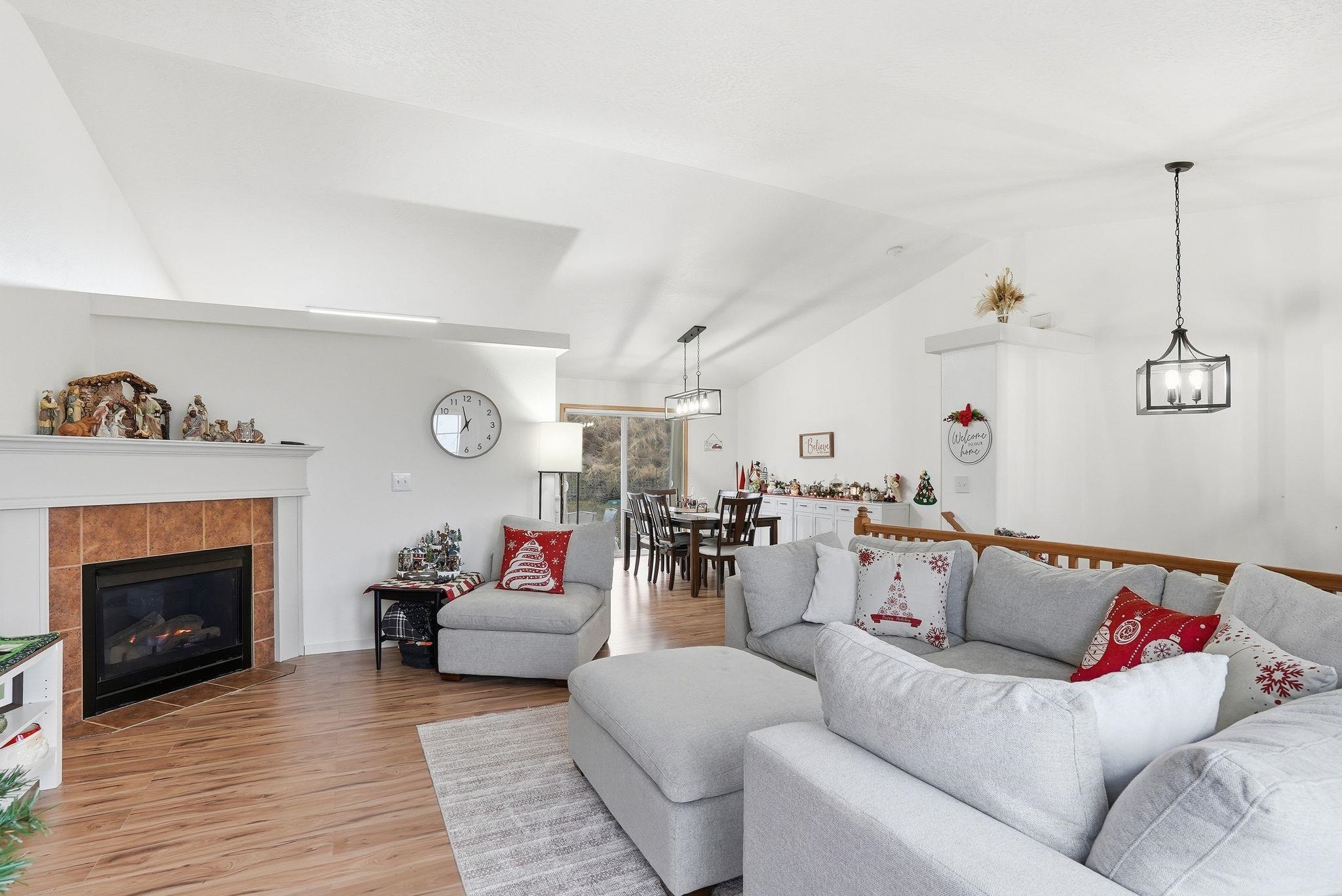 8015 South W Terrace Drive Cheney, WA 99004 - Photo 5 of 29