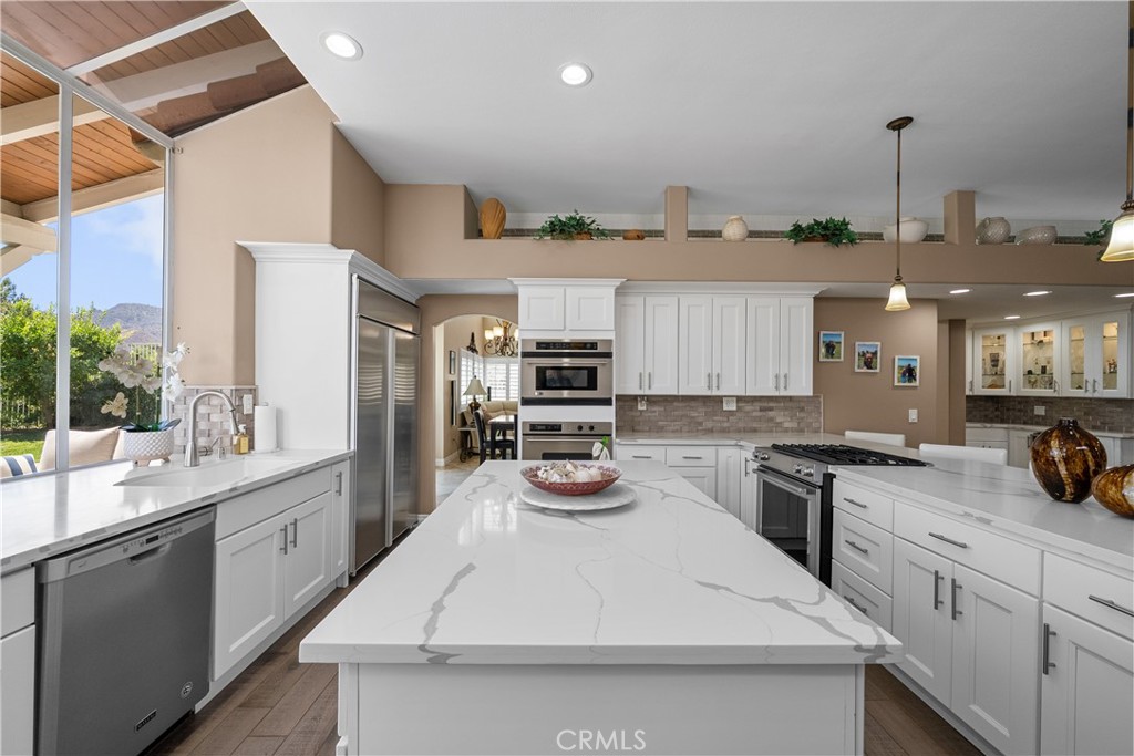 25514 Baker Place Stevenson Ranch, CA 91381 - Photo 11 of 36