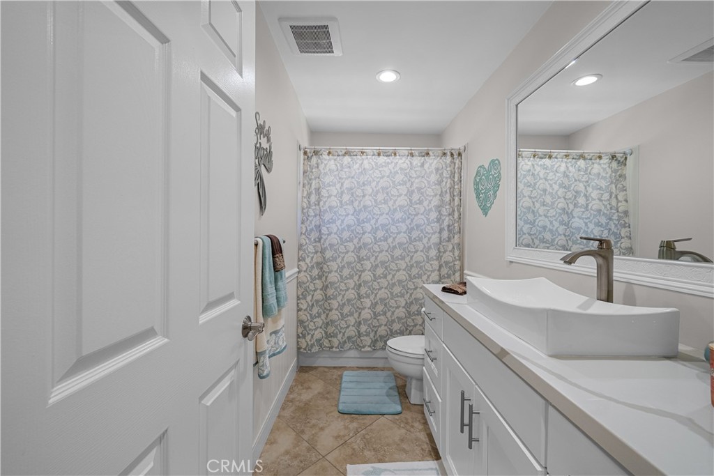 25514 Baker Place Stevenson Ranch, CA 91381 - Photo 23 of 36