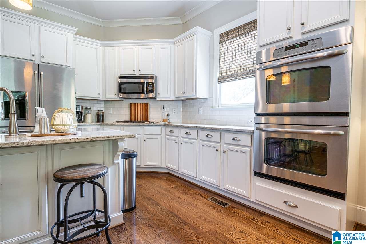 539 Greenbrier Way Birmingham, AL 35244 - Photo 14 of 49