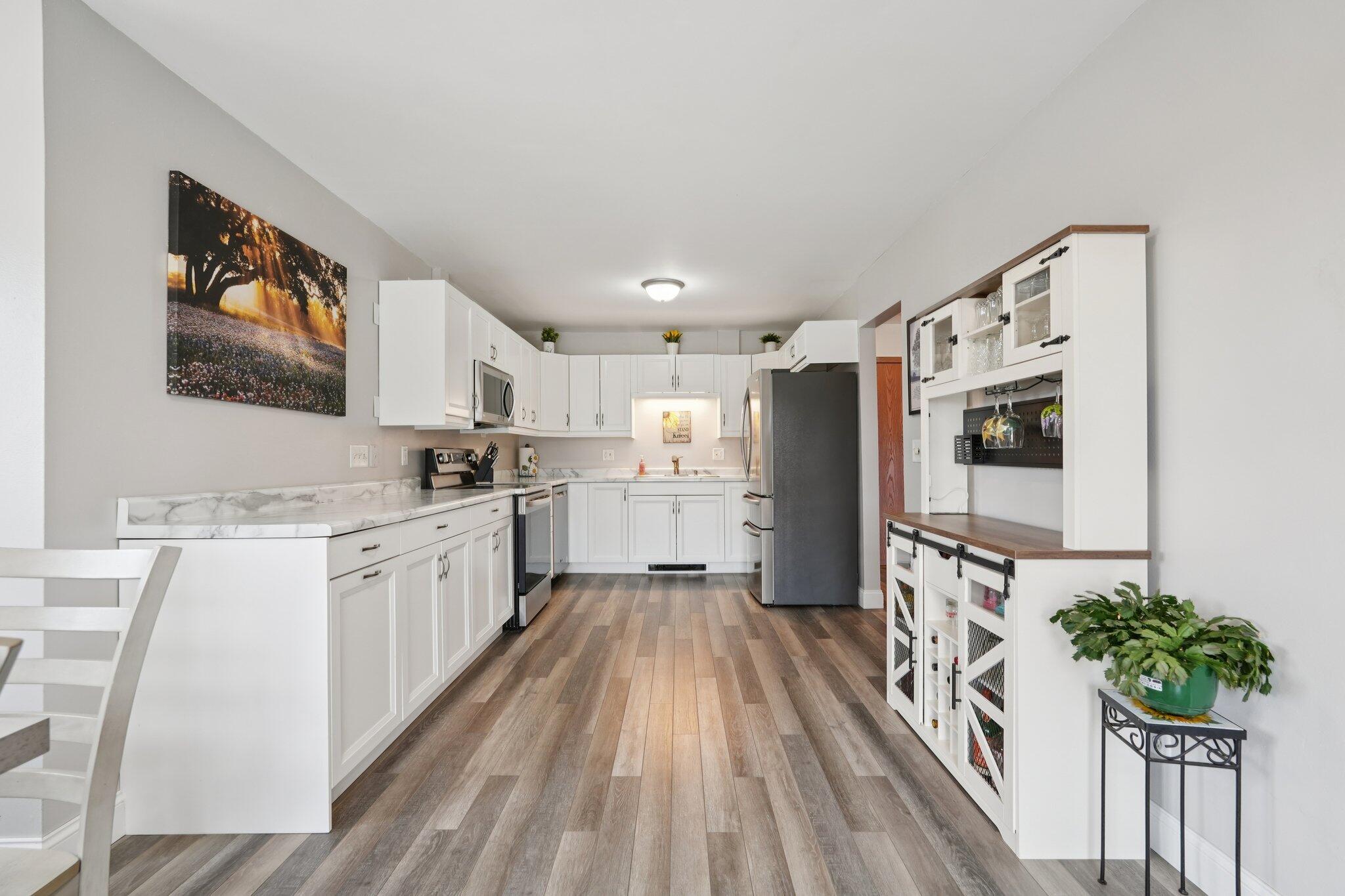 745 Main Street, Unit #10 Kewaskum, WI 53040 - Photo 15 of 37 15-web-or-mls-Main St 10-S0303-015