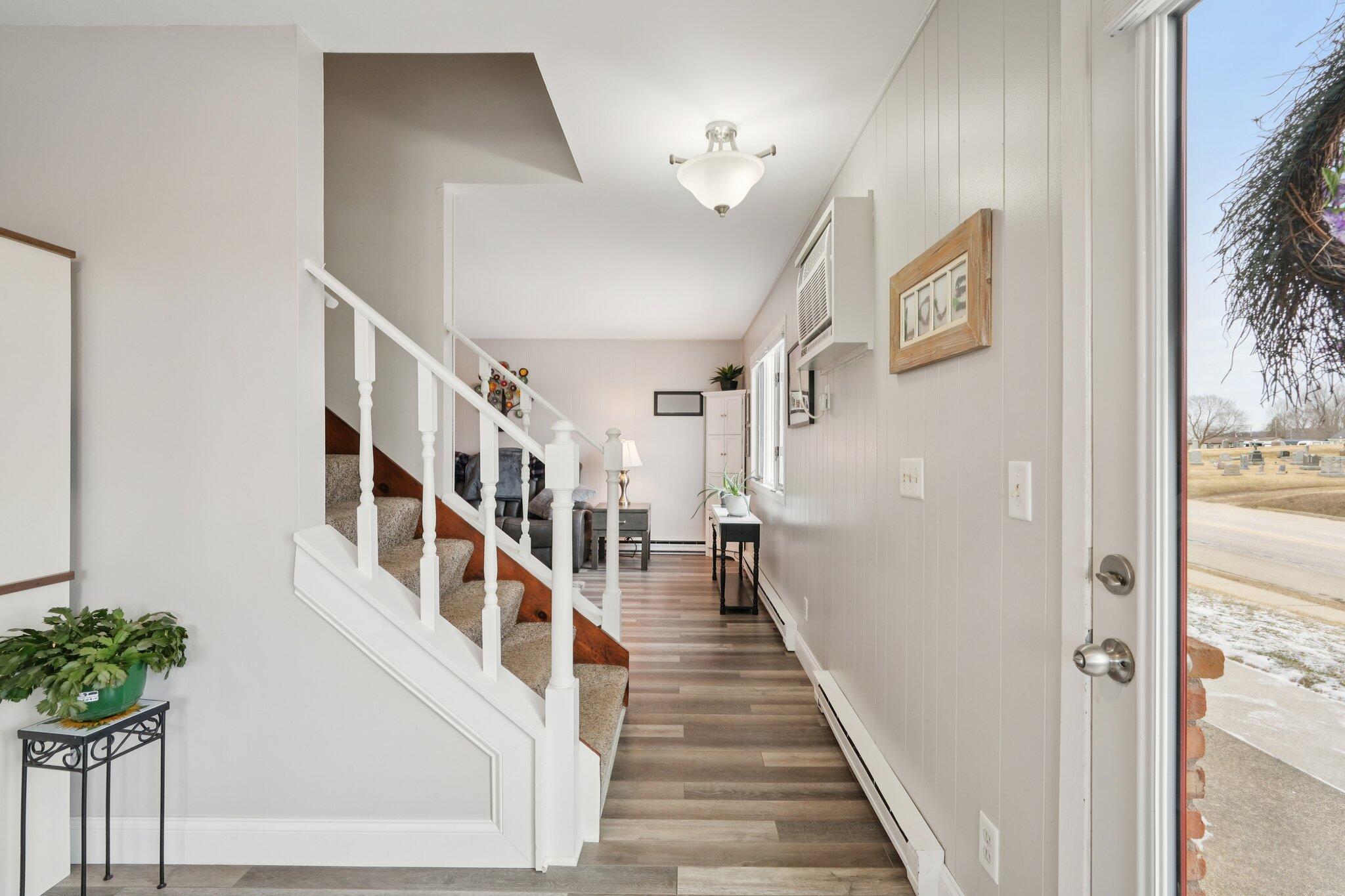 745 Main Street, Unit #10 Kewaskum, WI 53040 - Photo 5 of 37 5-web-or-mls-Main St 10-S0303-005