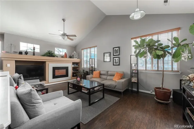 $2,250 | 22645 East Ontario Drive, Unit 202, Aurora, CO 80016