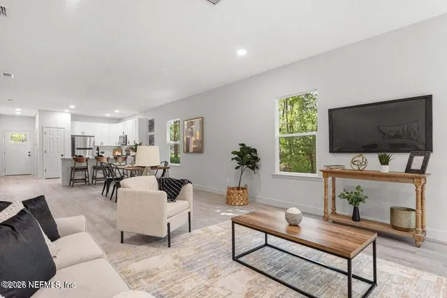 $2,500 | 6020 Bartram Road, Jacksonville, FL 32216