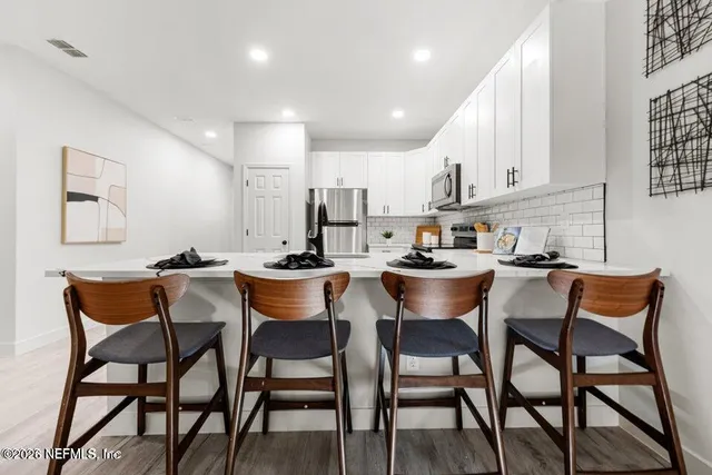 $2,500 | 6020 Bartram Road, Jacksonville, FL 32216