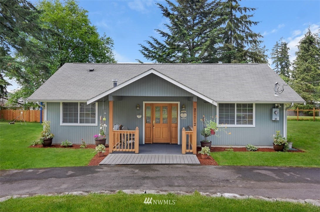4425 212th Street Southeast Bothell, WA 98021 - Photo 3 of 25