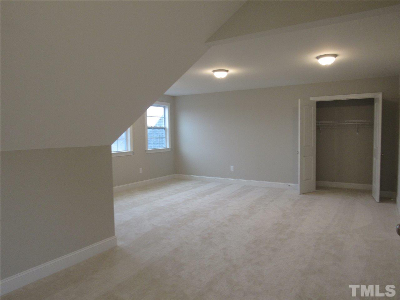 325 Daniel Ridge Rd. Wendell, NC 27591 - Photo 18 of 25 Gallery Image 18