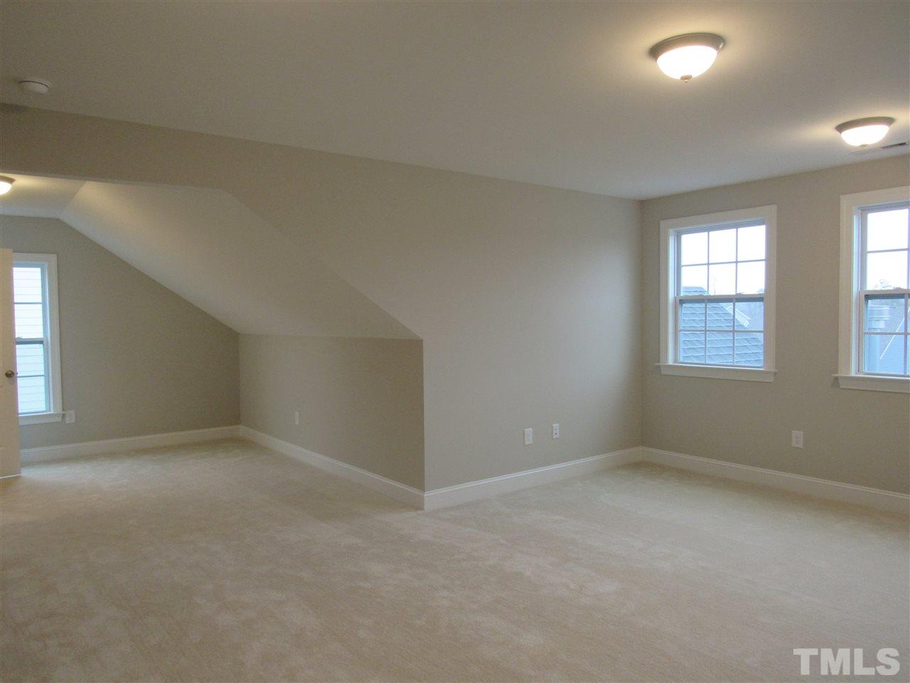 325 Daniel Ridge Rd. Wendell, NC 27591 - Photo 19 of 25 Gallery Image 19