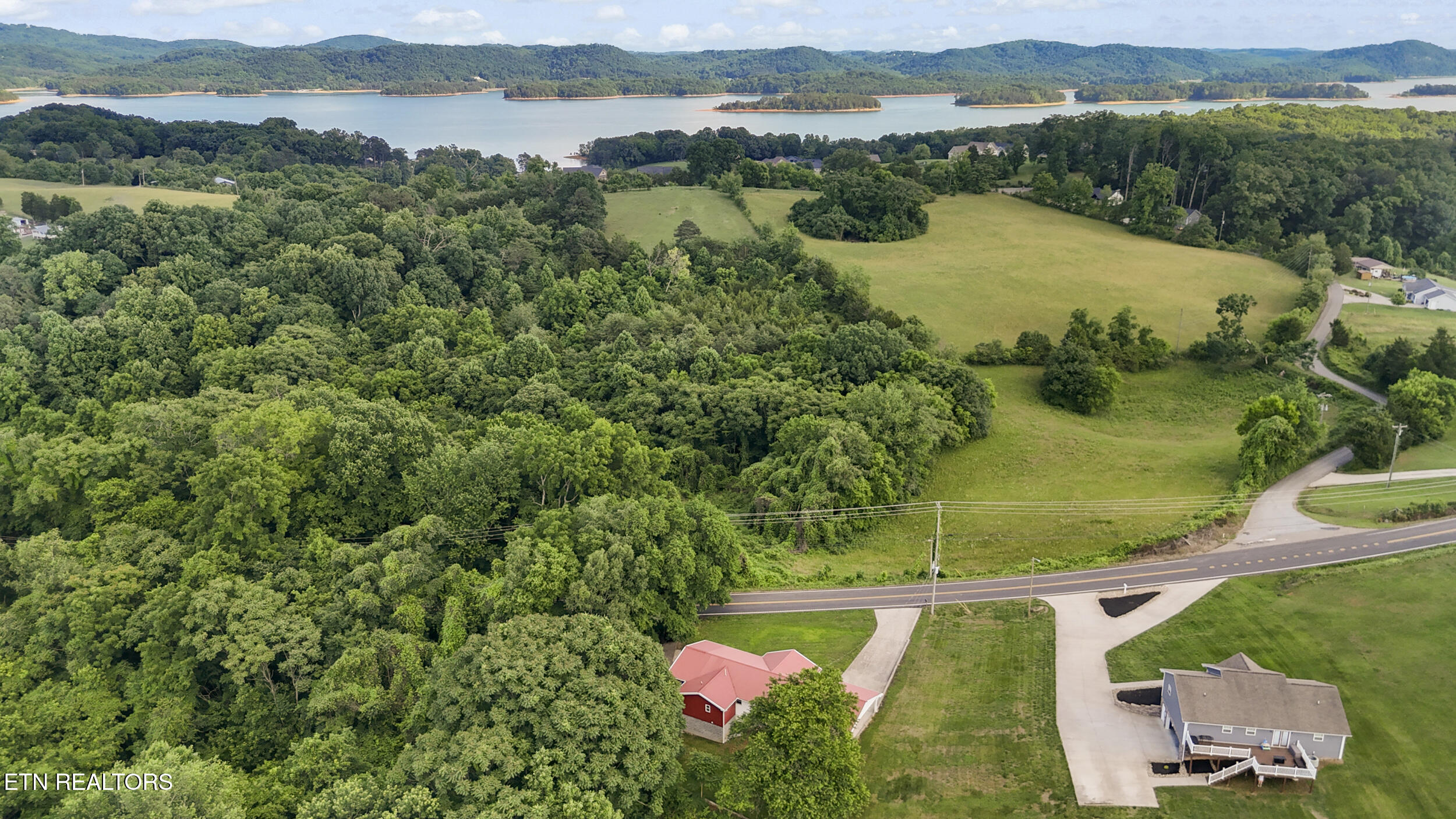 7288 Lakeshore Drive Rutledge, TN 37861 - Photo 6 of 56 View
