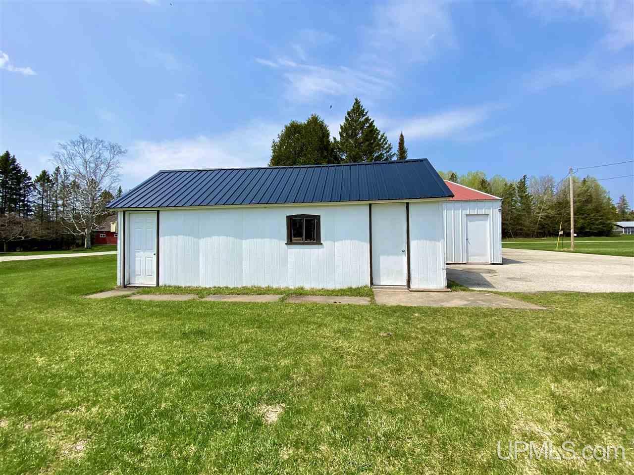 9812 South 75 Road Rapid River, MI 49878 - Photo 43 of 51