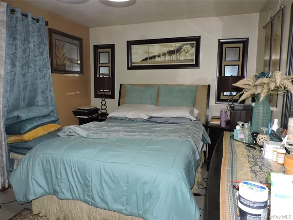 $779,999 | 107-17 Fern Place | Jamaica