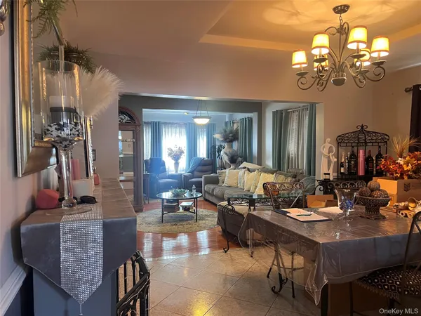 $779,999 | 107-17 Fern Place | Jamaica