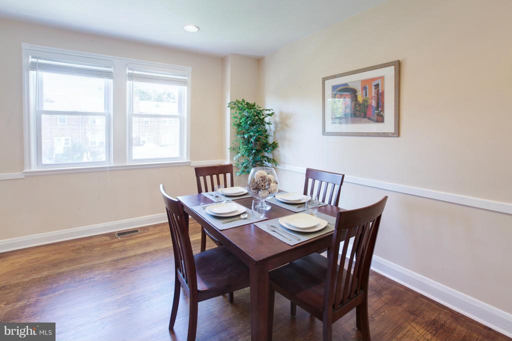1531 Northgate Road Baltimore, MD 21218 - Photo 12 of 28 Dining Room