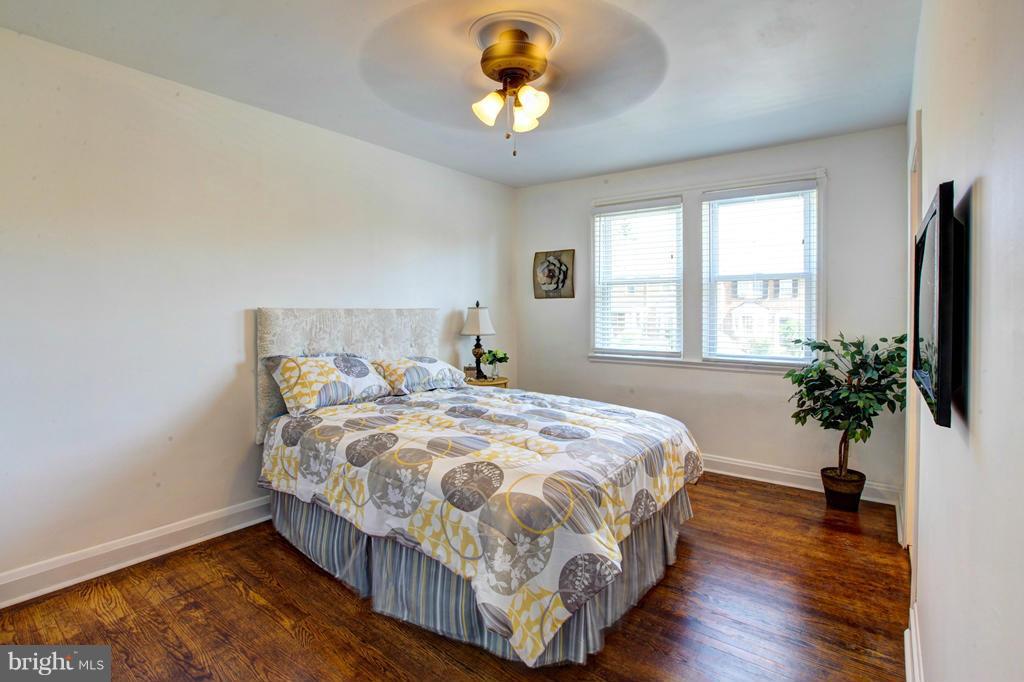 1531 Northgate Road Baltimore, MD 21218 - Photo 19 of 28 Bedroom
