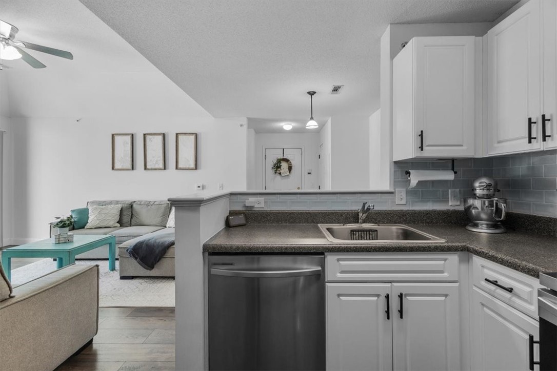 78 Mill Street, Unit 302 Woonsocket, RI 02895 - Photo 12 of 45 Gallery Image 12