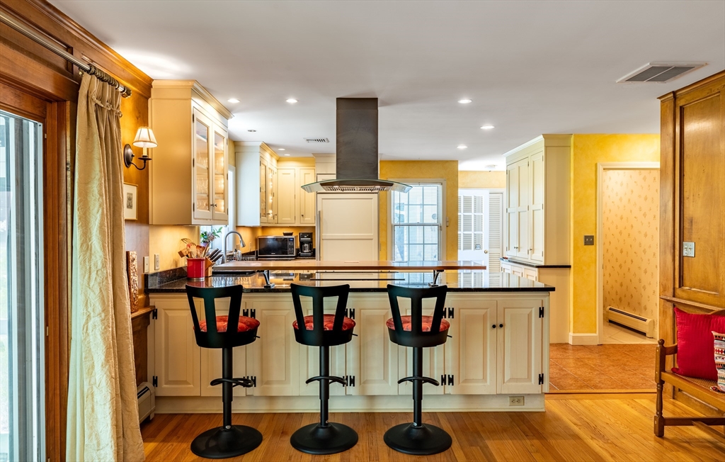 1196 Florence Road Northampton, MA 01062 - Photo 21 of 40