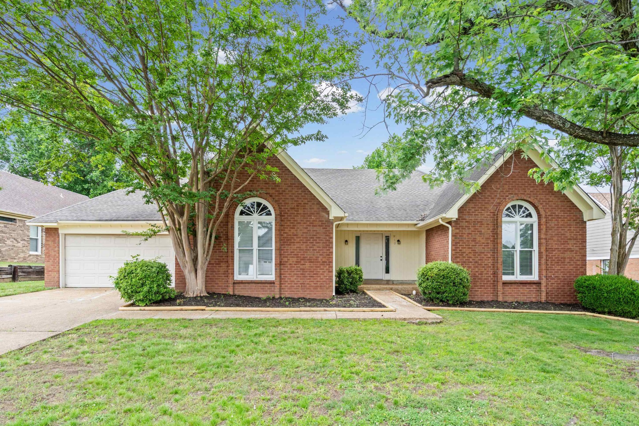 810 North Walnut Bend Road Cordova, TN 38018 - Photo 1 of 28 Gallery Image 1