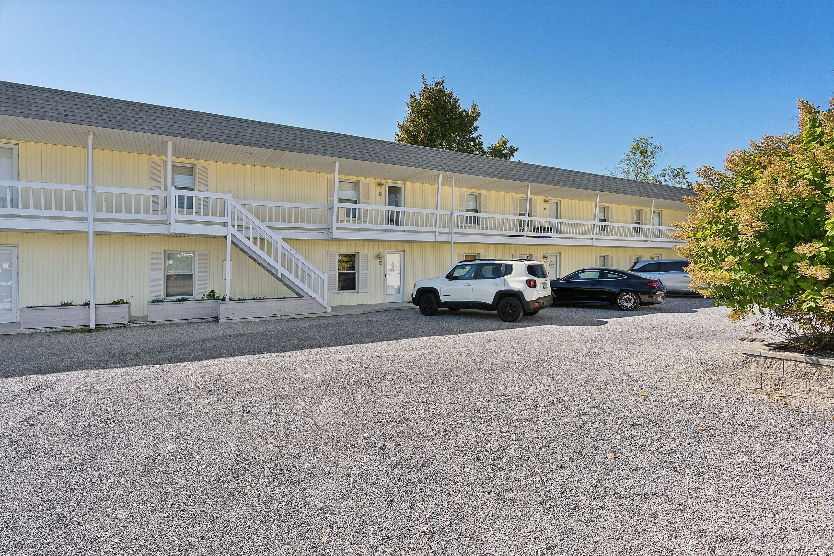 30 Little Neck Road Southampton, NY 11968 - Photo 8 of 9