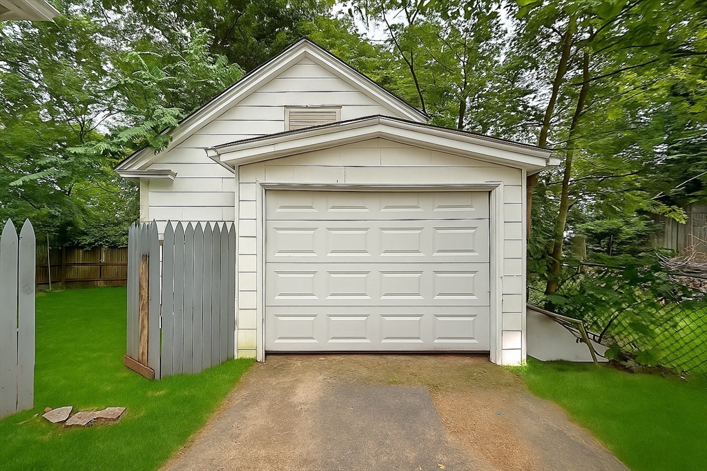 23 Eldert Street Springfield, MA 01109 - Photo 2 of 27 a view of outdoor space and yard